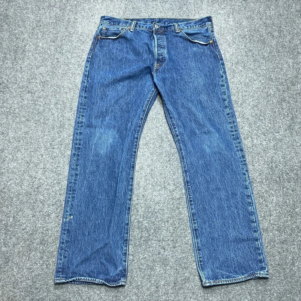 Levis Jeans Men 36x30 Blue 501 Button Fly Classic Straight Leg Medium Wash